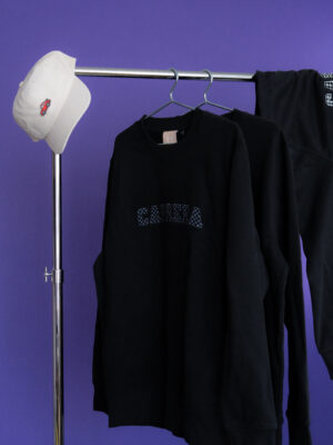 Alternative view of TöPö Sweatshirt  - Carrera Grid - Tarmac Grey on Black